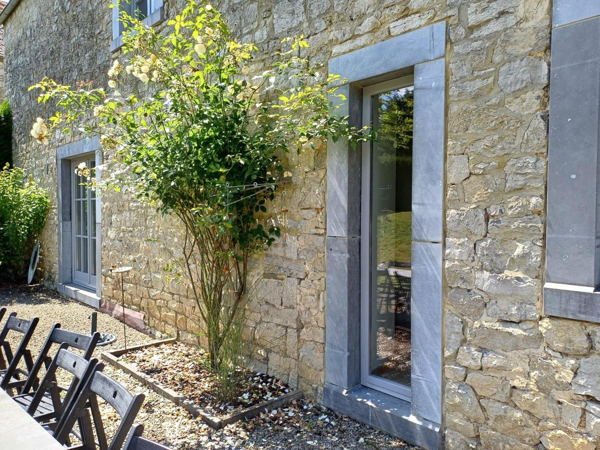 La Colline Aux Fees Holiday home Yvoir